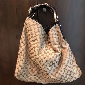 Relisting Gucci hobo